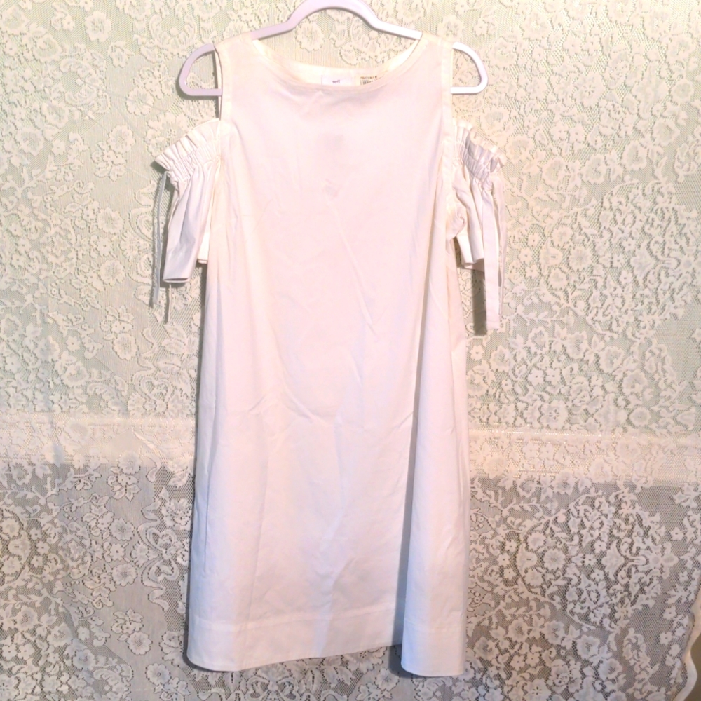 COLD SHOULDER WHITE DRESS